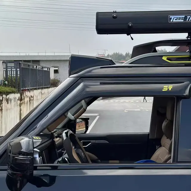 Jetour T2 roof light