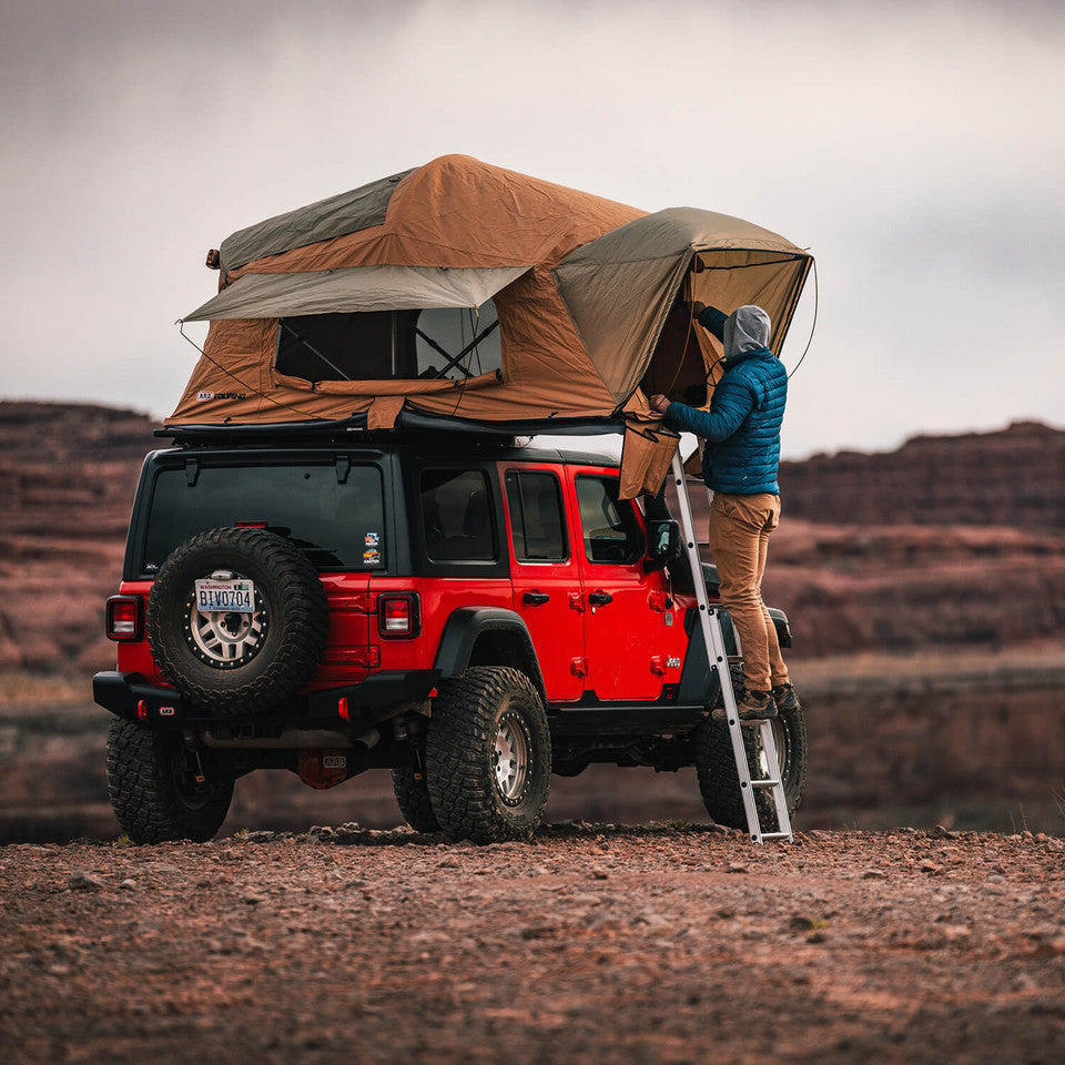 ARB flinders roof top tent