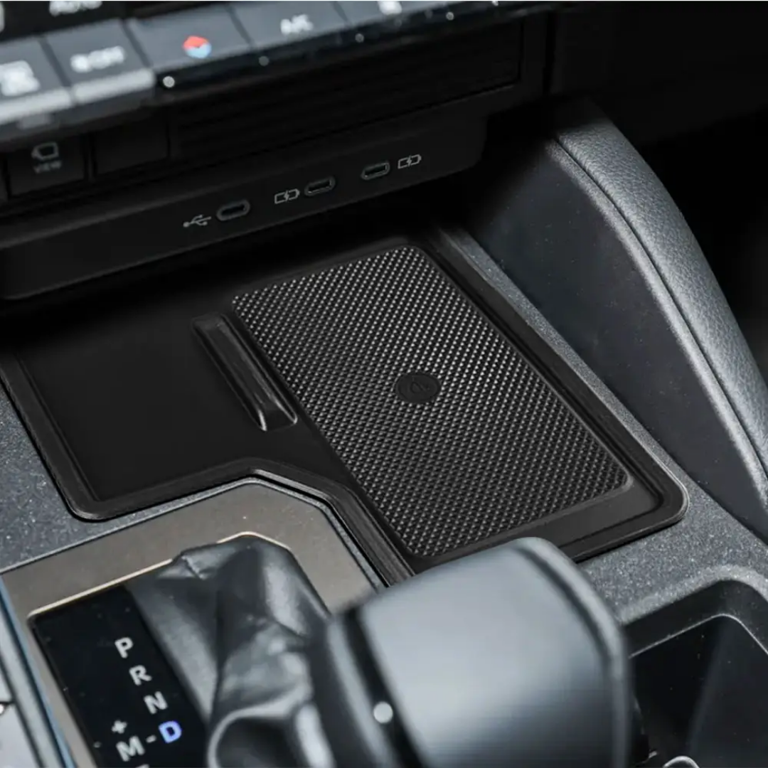 (2024-2025) Toyota Prado LC250 Waterproof nonslip wireless charging pad