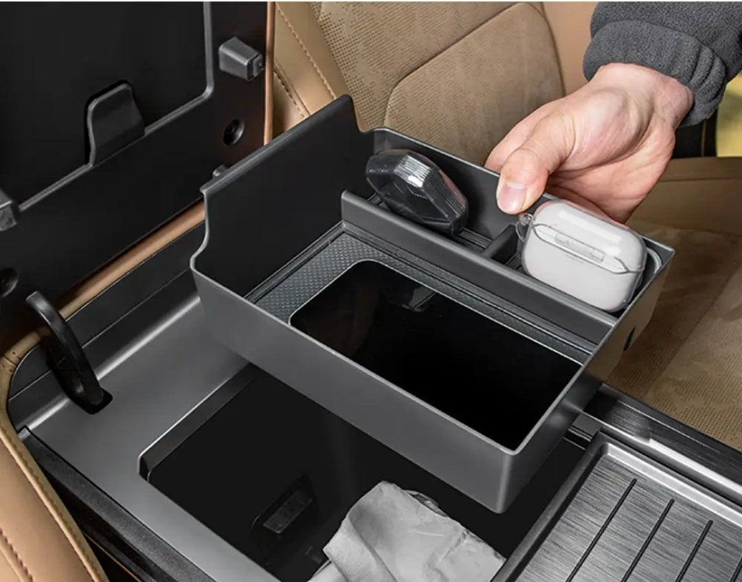 Jetour T2 Central console armrest storage organizer
